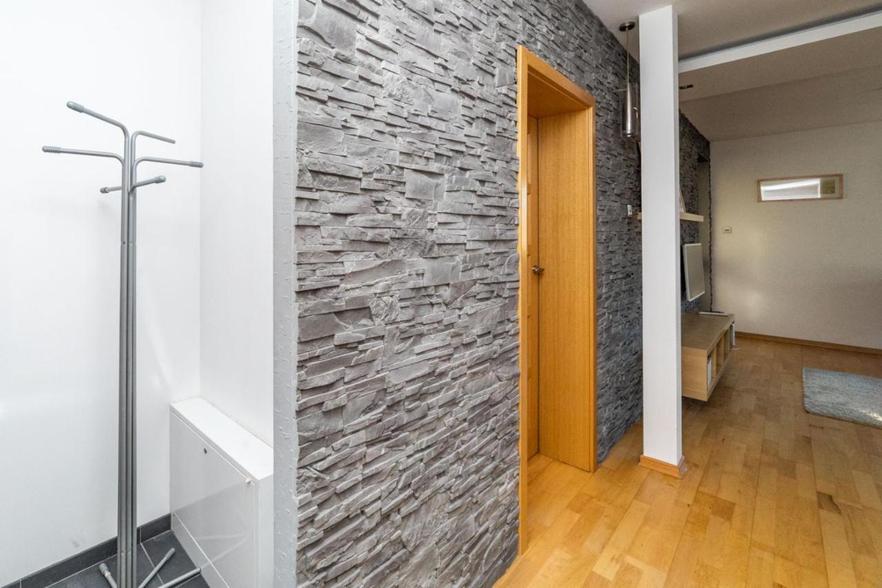 גדנסק Grey By Oneapartments מראה חיצוני תמונה