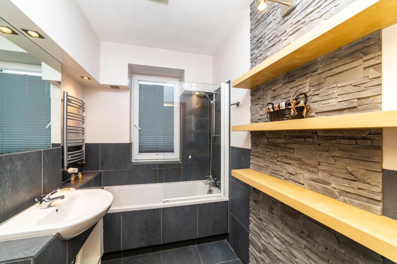גדנסק Grey By Oneapartments מראה חיצוני תמונה