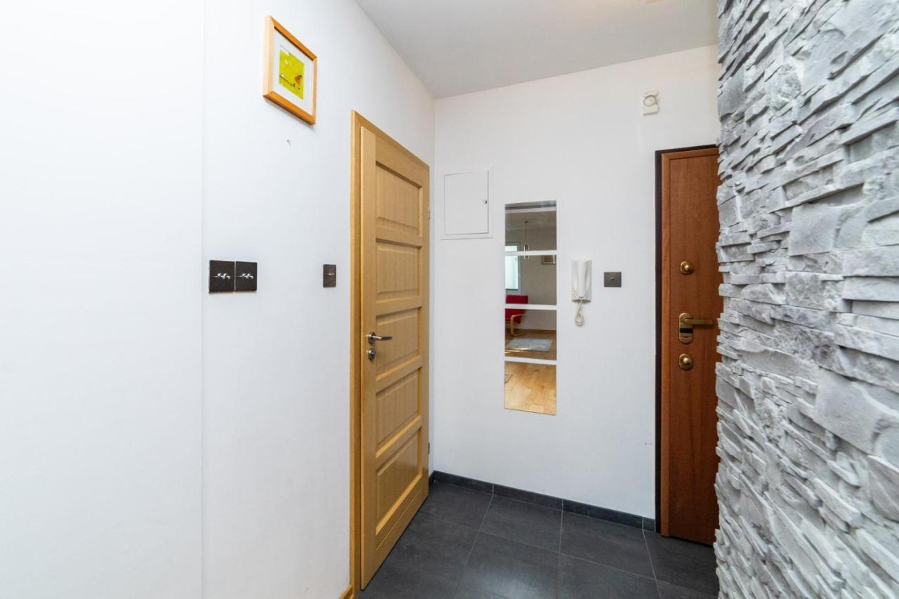 גדנסק Grey By Oneapartments מראה חיצוני תמונה